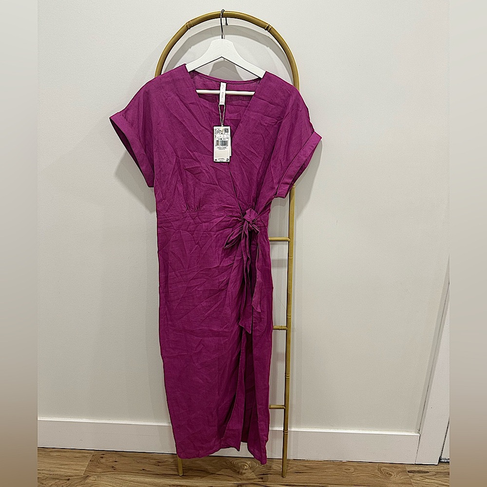 Mango women midi dress. Linen fabric .